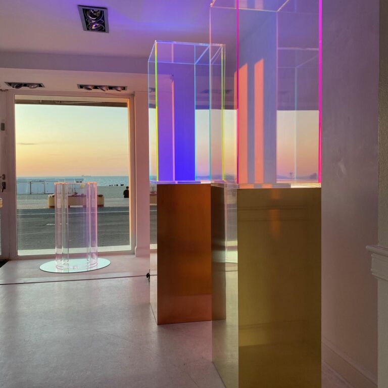 »Regine Schumann – spaces of light, colors of silence« 