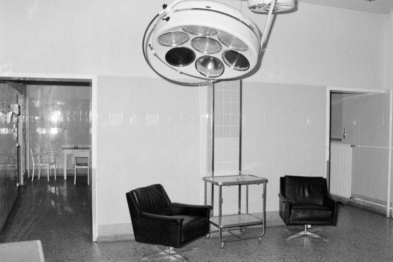 Diaserie Altes Allgemeines Krankenhaus Wien - Margherita Spiluttini 