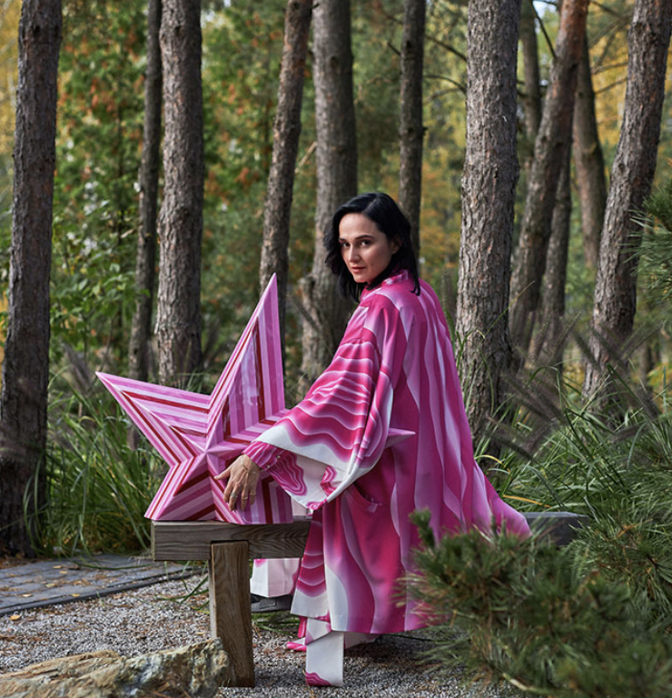 HONZA ZAMOJSKI:  Kimono as Experience. The Artistic Language of Joanna Hawrot 