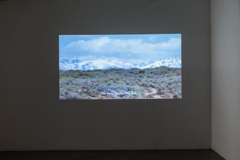 Latitude 40° - Olaf Holzapfel 