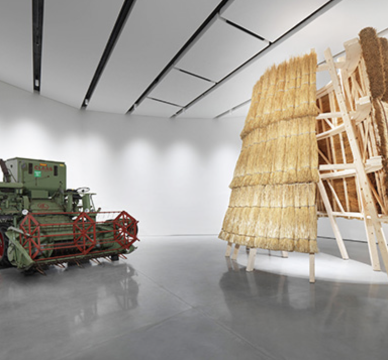 OLAF HOLZAPFEL: MATERIA. Holz, Lehm, Stroh, Beton 