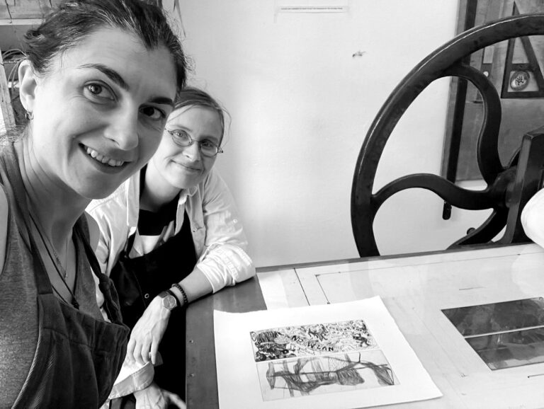 backstage: GESENDET I EMPFANGEN I GEDRUCKT I GOWARA MINSA I SIMONA SOARE + Gäste 