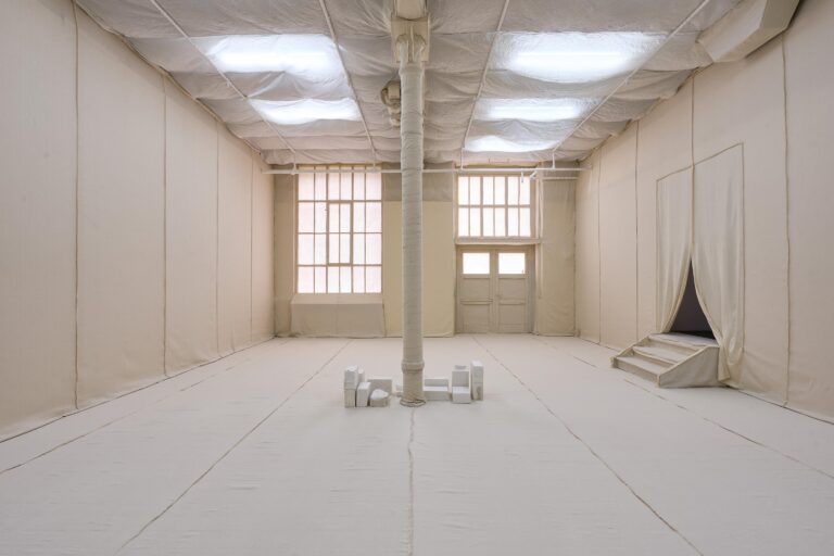 ADRESS – Kopie des Galerie Raumes Spinnerei Leipzig - Louise Walleneit 