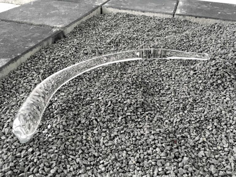 Glass Bow 3 - Gabriela Kobus 