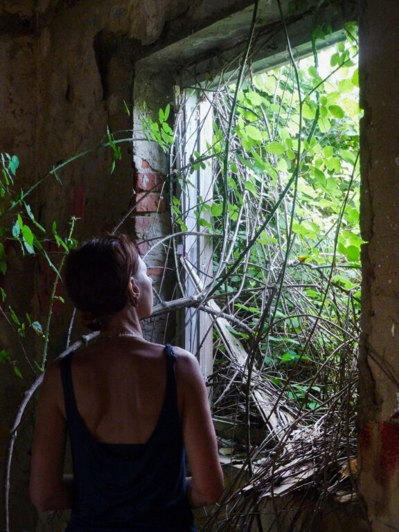 #2 from the series: SUSAK Trilogy. WATCHING - Clara S. Rueprich 