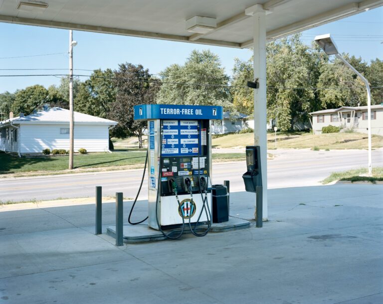 Omaha, Nebraska - Mitch Epstein 