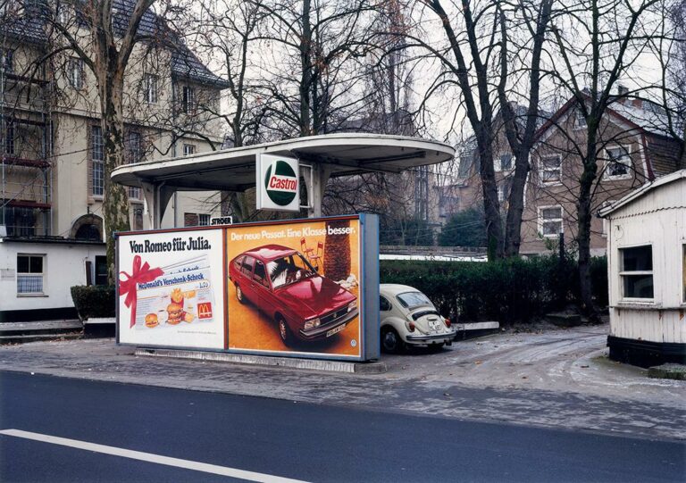 Tankstelle #1981, L.B. System Köln, Deutschland - Max Regenberg 