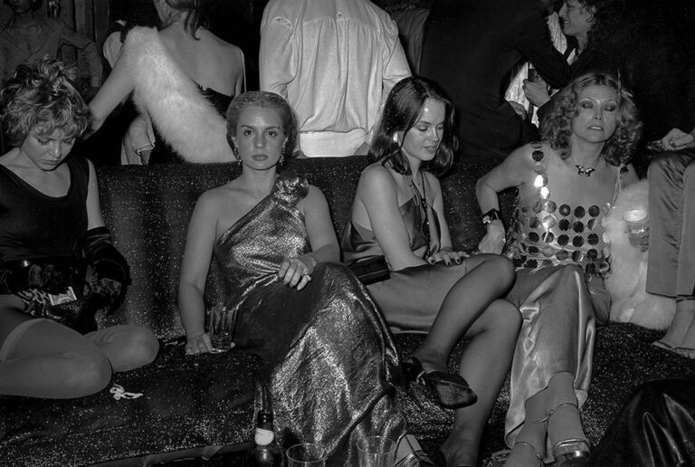 Untitled (New York Nights) - Tod Papageorge 