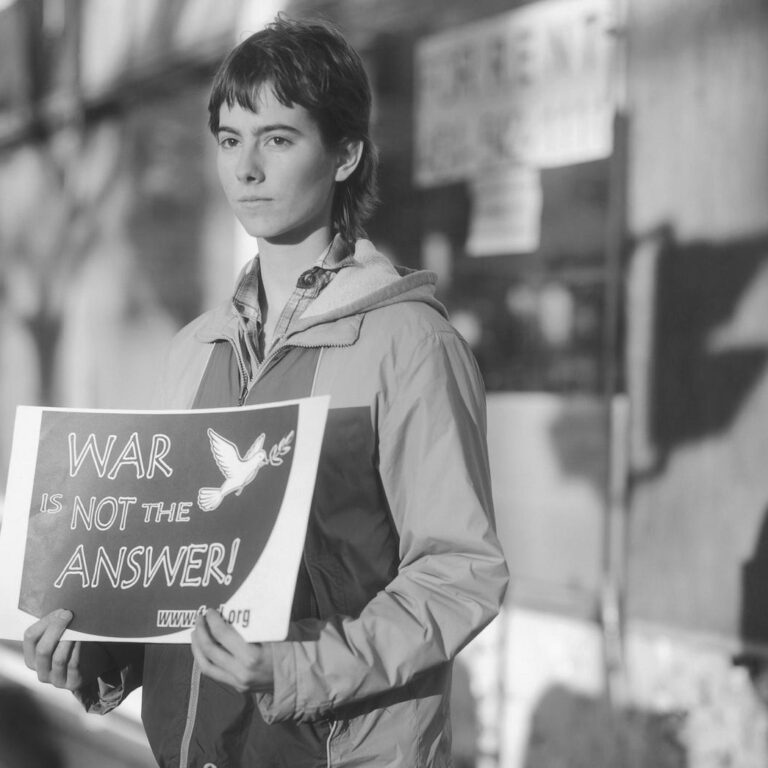 Protest the War - Judith Joy Ross 