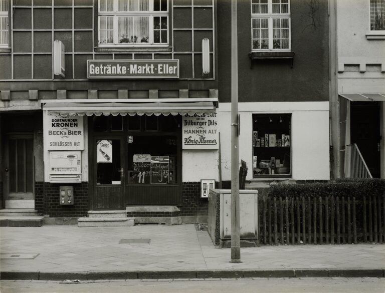 Trinkhalle Düsseldorf-Eller, Richardstrasse 50 - Tata Ronkholz 