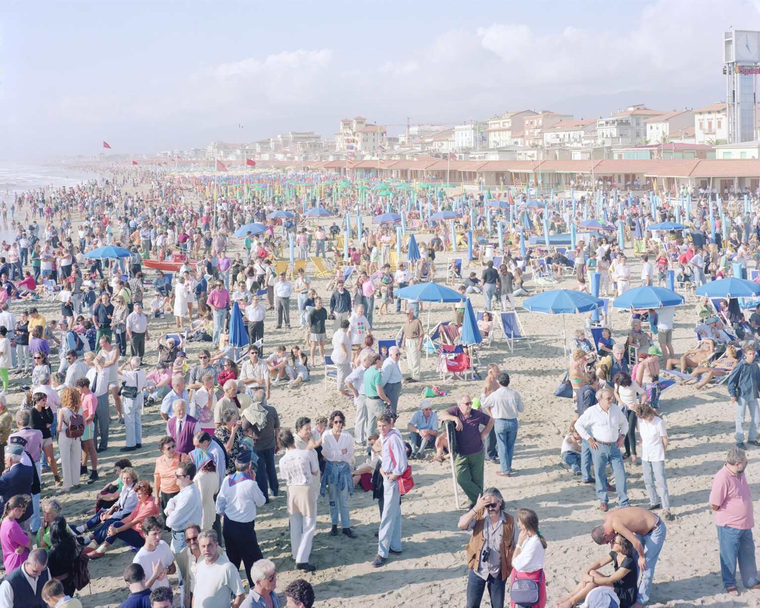 Piazza Mazzini Red Flags - Massimo Vitali 