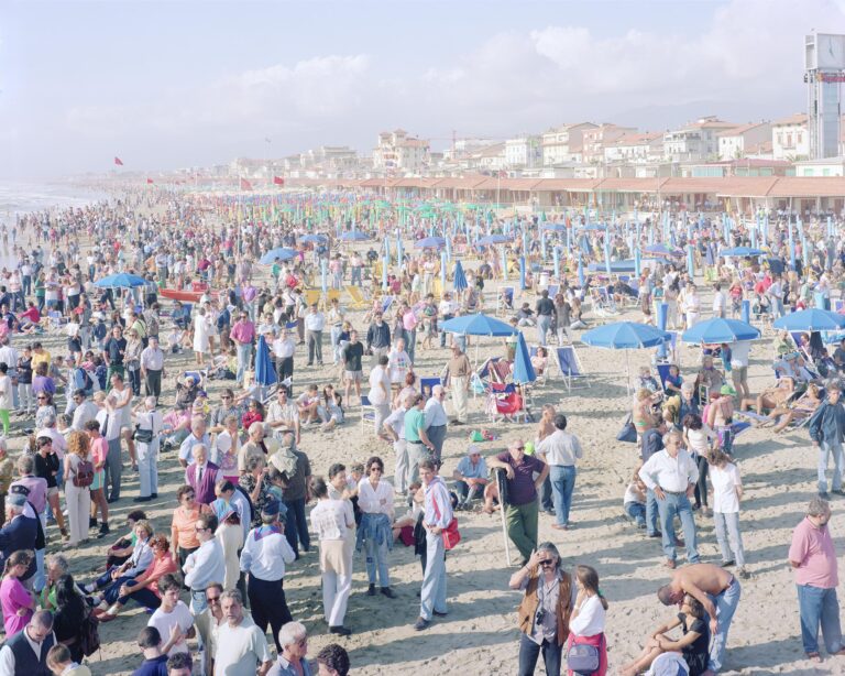 Piazza Mazzini Red Flags - Massimo Vitali 