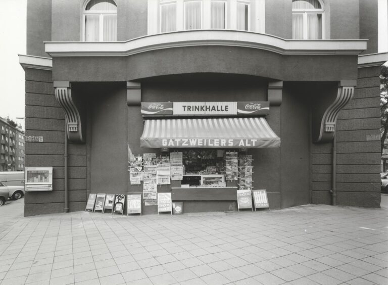 Trinkhalle, Düsseldorf-Derendorf, Roßstraße / Ecke Collenbachstraße - Tata Ronkholz 