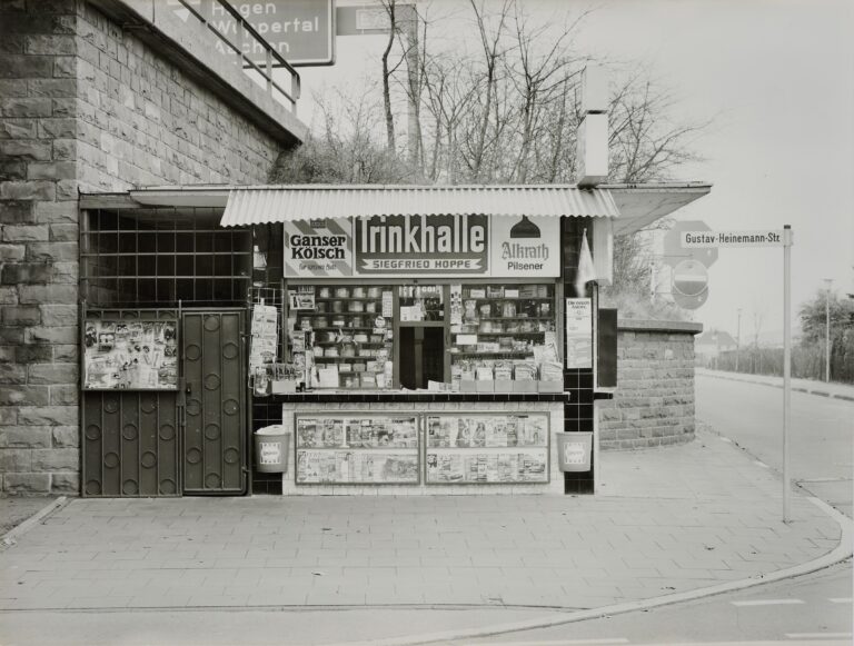 Trinkhalle Leverkusen-Manfort, Gustav-Heinemannstraße, Ecke Syltstraße - Tata Ronkholz 