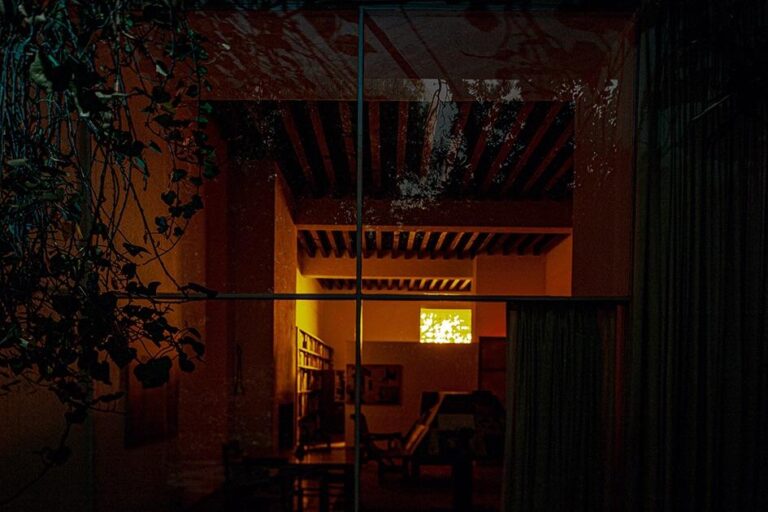 From the garden looking into the living room and library - Lake Verea 