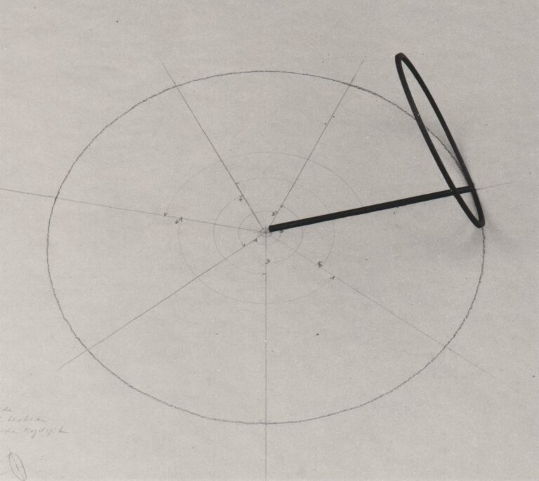 Kegel – Subtraktion / Konzentrisch - Alf Lechner 