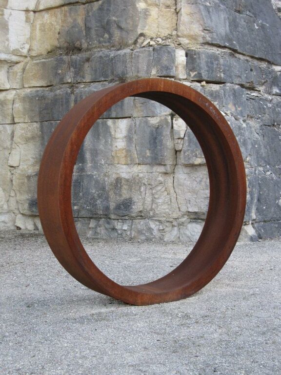 Ring stehend - Alf Lechner 