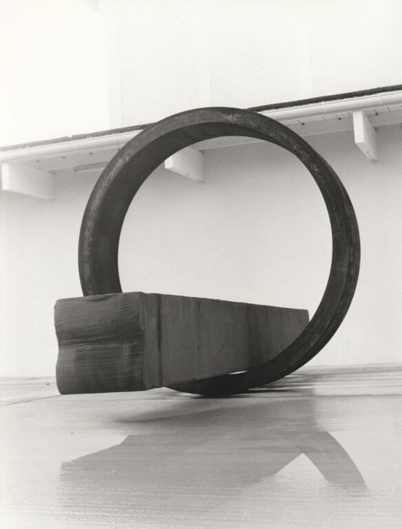 Ring stehend - Alf Lechner 