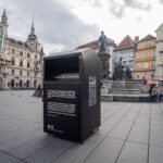 Photo: Mathias V&ouml;lzke courtesy of steirischer herbstPhoto: Mathias V&ouml;lzke courtesy of steirischer herbstCommissioned and produced by steirischerherbst&rsquo;18
Installation view &bdquo;steirischerherbst&rsquo;18&ldquo; at Hauptplatz, Graz, Austria, 2018
Photo: Mathias V&ouml;lzke courtesy of steirischer herbst
