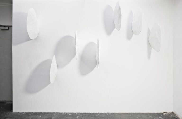 Ears - STEFAN GLETTLER 