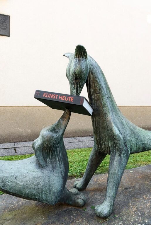 Skulptur mit zwei Hunden - zweintopf 