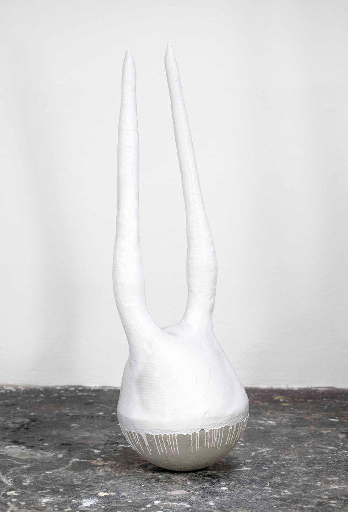 tuning fork dancer - STEFAN GLETTLER 