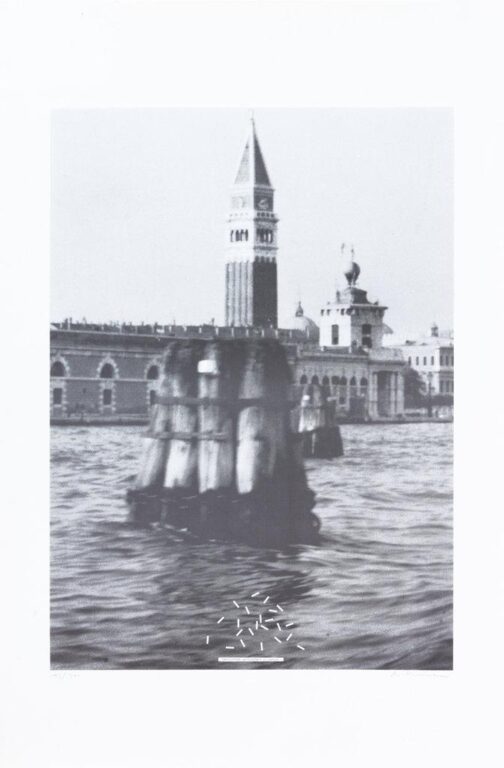 Twentythree centimeters in Venice - RICHARD KRIESCHE 