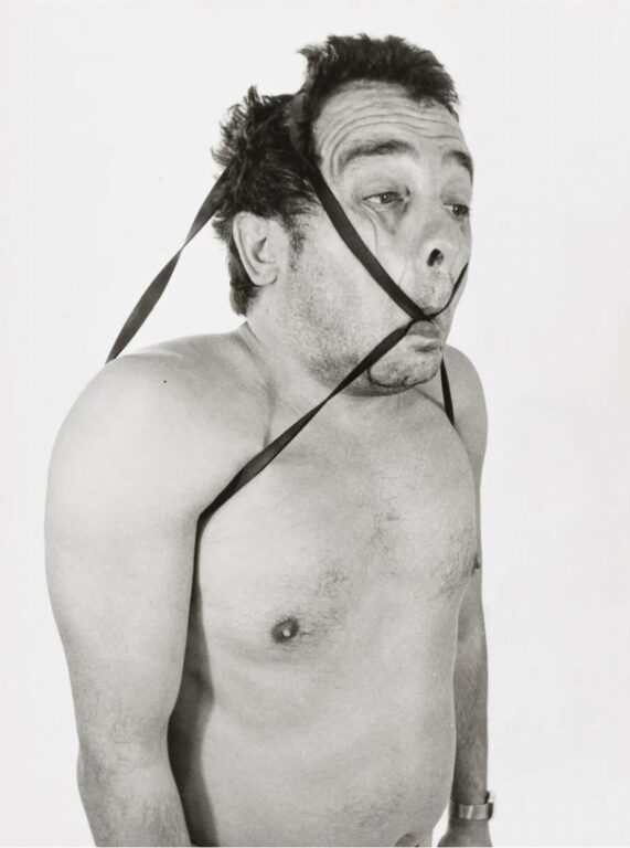 ohne Titel (Aus der Gummiband-Serie der Face Farces) - Arnulf Rainer 