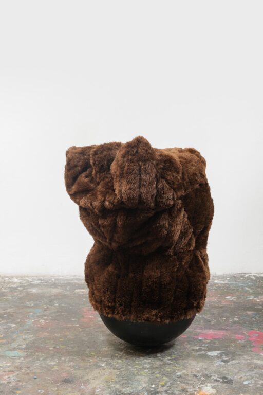 dancing little bear - Stefan Glettler 