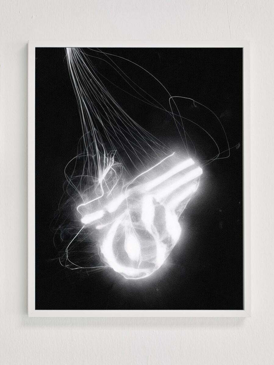 In Sphären II - MONA SCHULZEK 