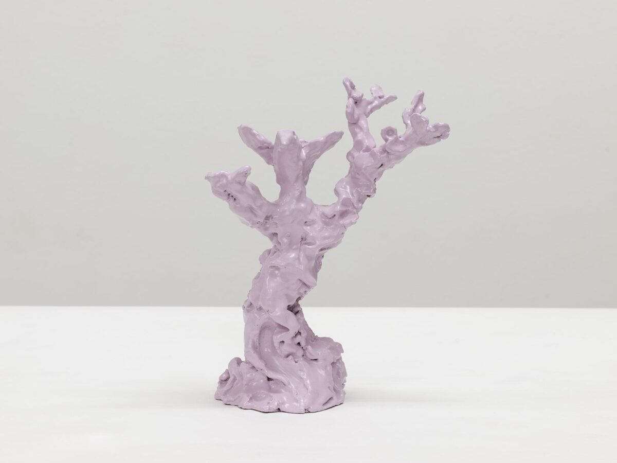 Serene and still, like springtime in the flowers - MAI-THU PERRET 