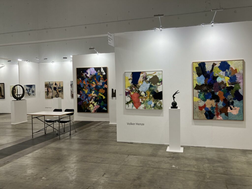 art Karlsruhe 2024 (Sandau & Leo Galerie) - Benjamin Badock, Harald Metzkes, Herta G&uuml;nther, Klaus S&uuml;&szlig;, Maria Mednikova, Michael Jastram, Sarah Deibele, Ulrike Hahn, Ulrike Pisch, Volker Henze 