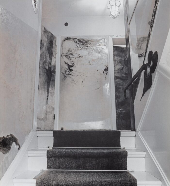 Dies Haus als Aufgabe III (Treppe zum 1. Stock) - Ulrich Lindner 