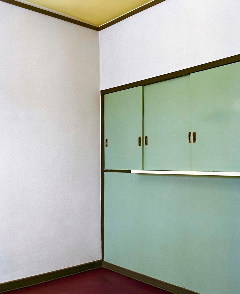 Kleiderschrank, Haus Muche (a. d .S. &bdquo;Pair / Unpair&ldquo;, Dessau) - Margret Hoppe 