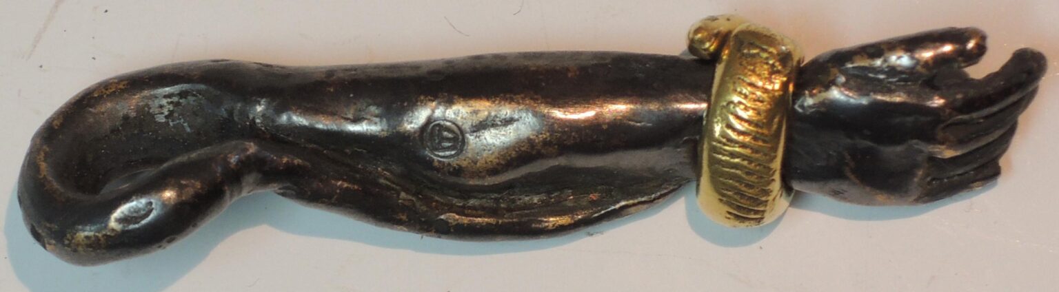Hand (klein) mit 900er Gold - Dietrich Klinge 