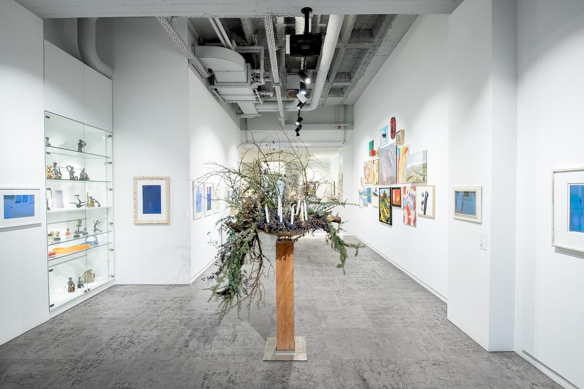 ARTventswochen 2025 - Alain Clément, Bernd Schwarzer, Dieter Roth, Dietrich Klinge, Donata Benker, Elvira Bach, Harry Meyer, Helge Leiberg, Herbert Maier, Hyeon-Uk Cha, Imi Knoebel, Jochen Pankrath, Johanna Schelle, Jong Taek Woo, Karl Hagedorn, Max Ackermann, Max Beckmann, Peter Hermann, Philipp-Emanuel Eyrich, Robert Lebeck, Roger Libesch, Rubica von Streng, Silke Mathé, Simone Bresele, Thomas Junghans, Udo Kaller, Wolfgang G. Bühler, Wolfgang Zelmer 