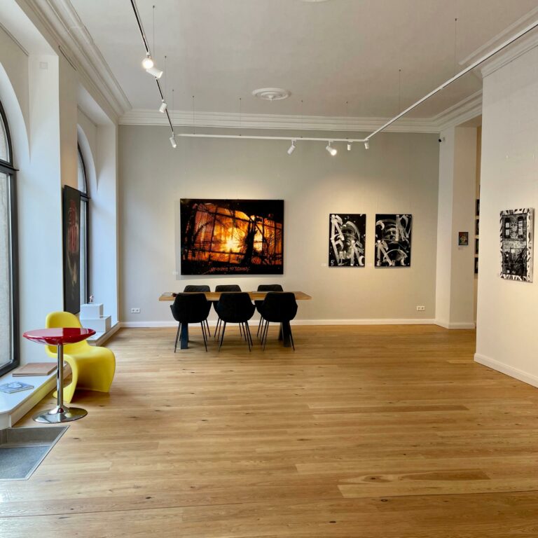 Life with a knife - Bartlomiej Stypka, René Meyer „Life with a knife" Show