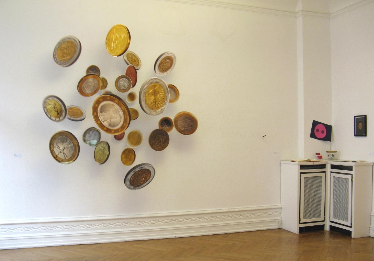 Werke der Sammlung Haupt in &raquo;Der Goldene K&auml;fig &ndash; The Golden Cage&laquo;, KUNSTB&Uuml;ROBERLIN 