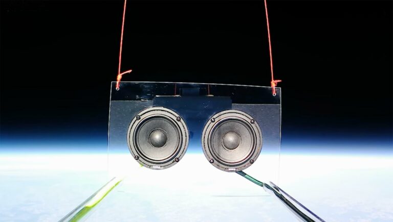 Interplanetary Maze (An audiovisual journey to space) - NIHILS 