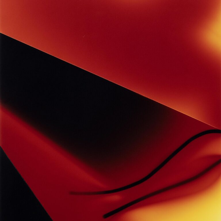 Untitled (from the series Folds II) - Marta Djourina 