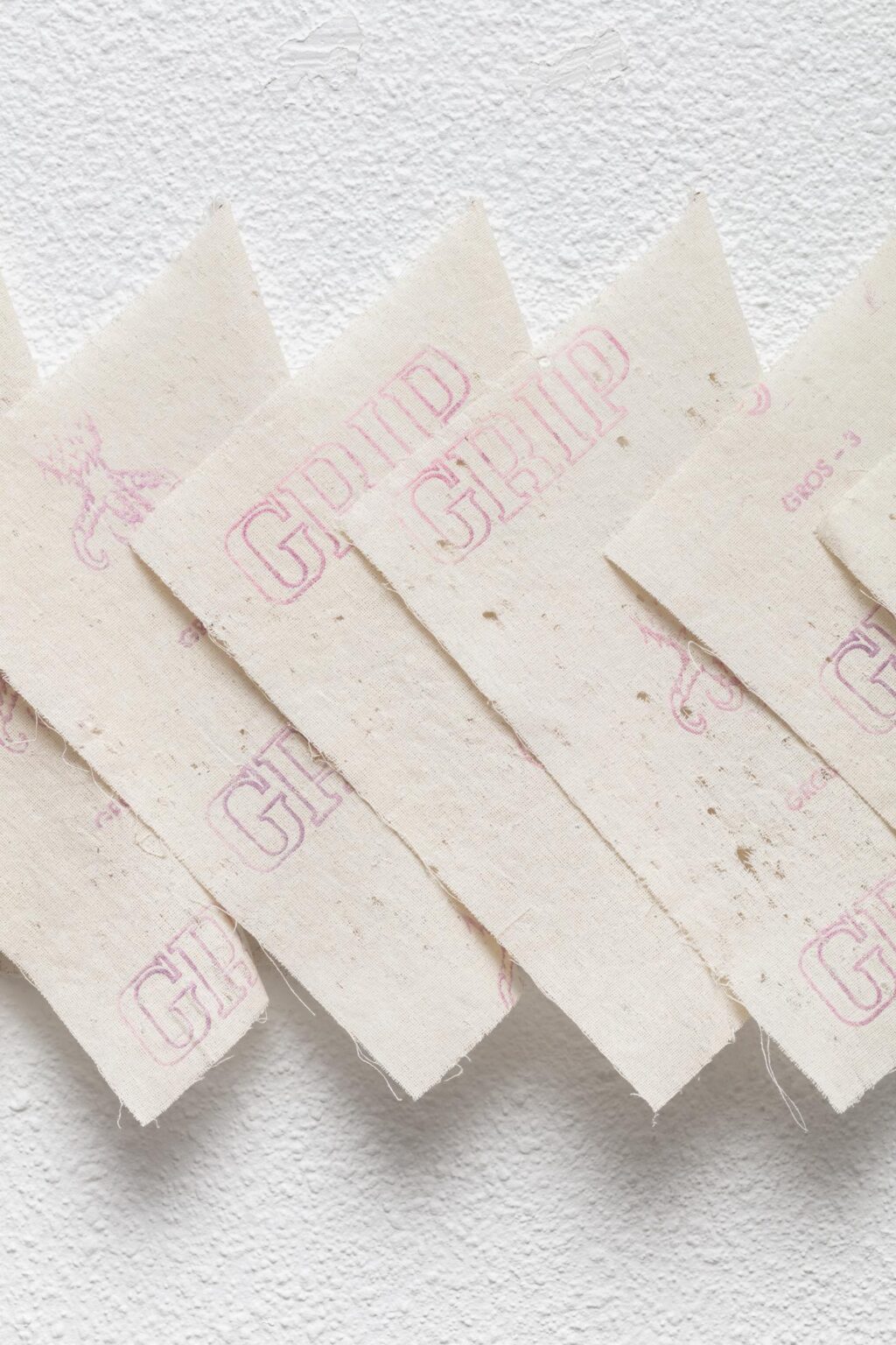 Untitled (Grip) - Jo&atilde;o Freitas 