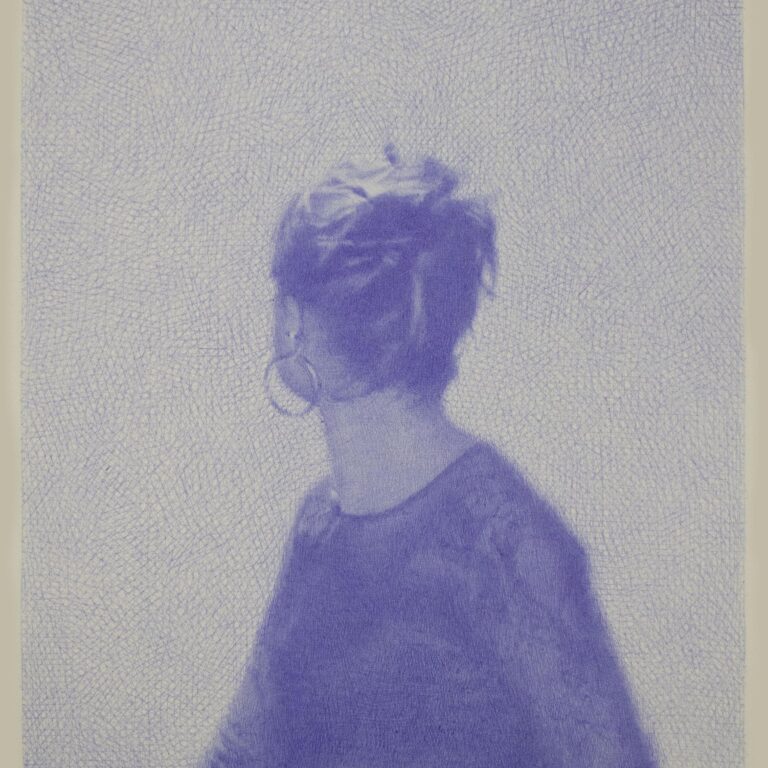 Portrait of Lena in long-sleeved T-shirt, Blue Rave - Robin Wen 