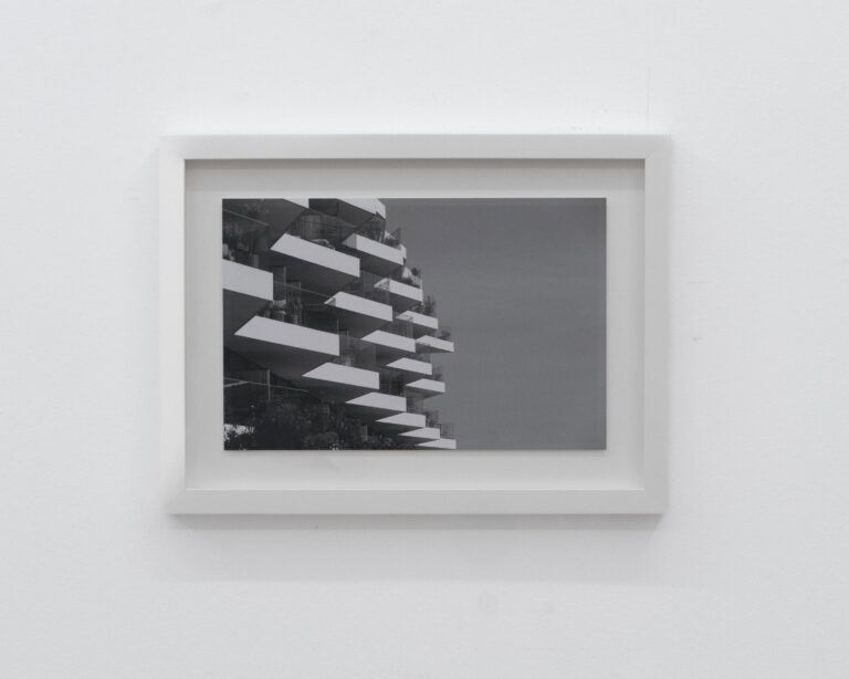 Floating Elements - Carsten Beck Nielsen 