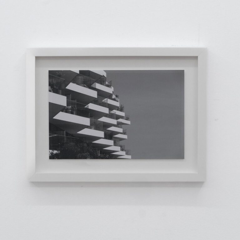 Floating Elements - Carsten Beck Nielsen 