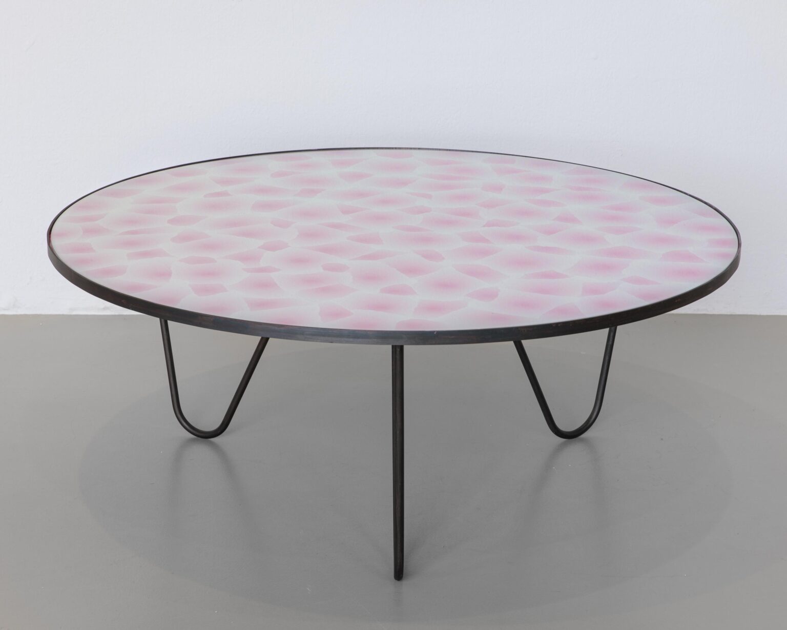 Napier Coffee Table by Kanta Kimura x Julia von Werz - Julia von Werz, Kanta Kimura 