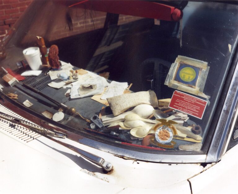 „Dash-Board“ - Joachim Brohm © Joachim Brohm - VG Bild-Kunst, 2026