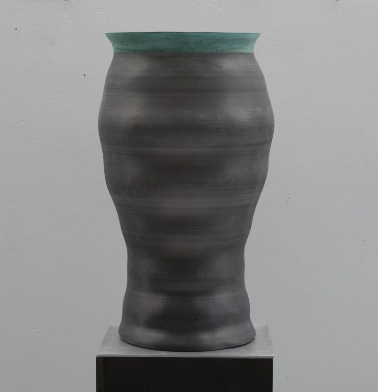 GROSS GRAU MIT KRAGEN - Maurice Ducret 