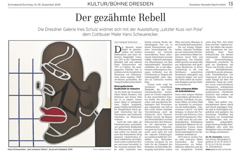 Rezension zur Ausstellung Hans Scheuerecker – LETZTER KUSS VON POLA 