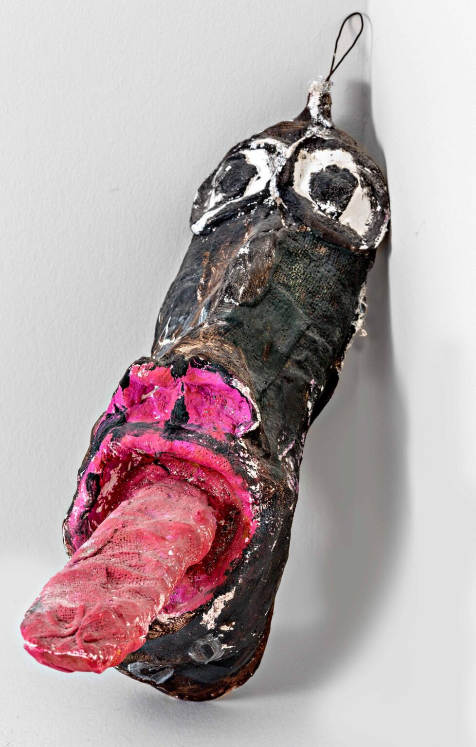 ohne Titel (Schuhe mit Zunge) - Jaber Al Mahjoub 