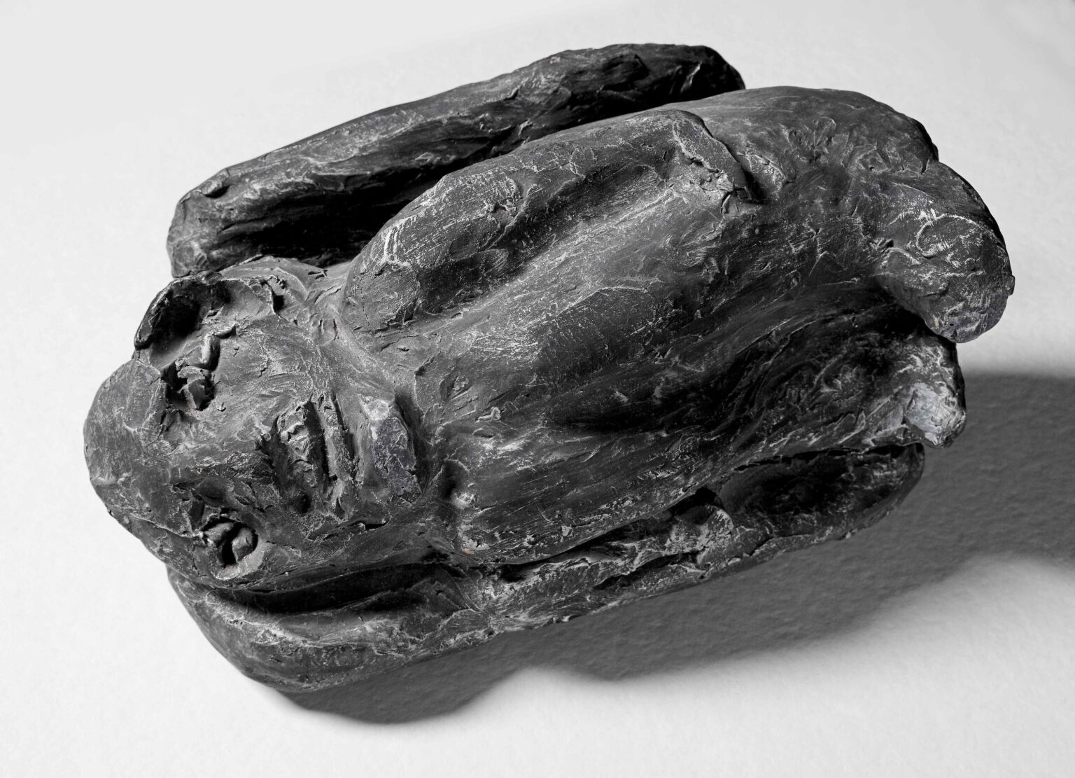 Uomo sdraiato nero - Giordano Gelli 